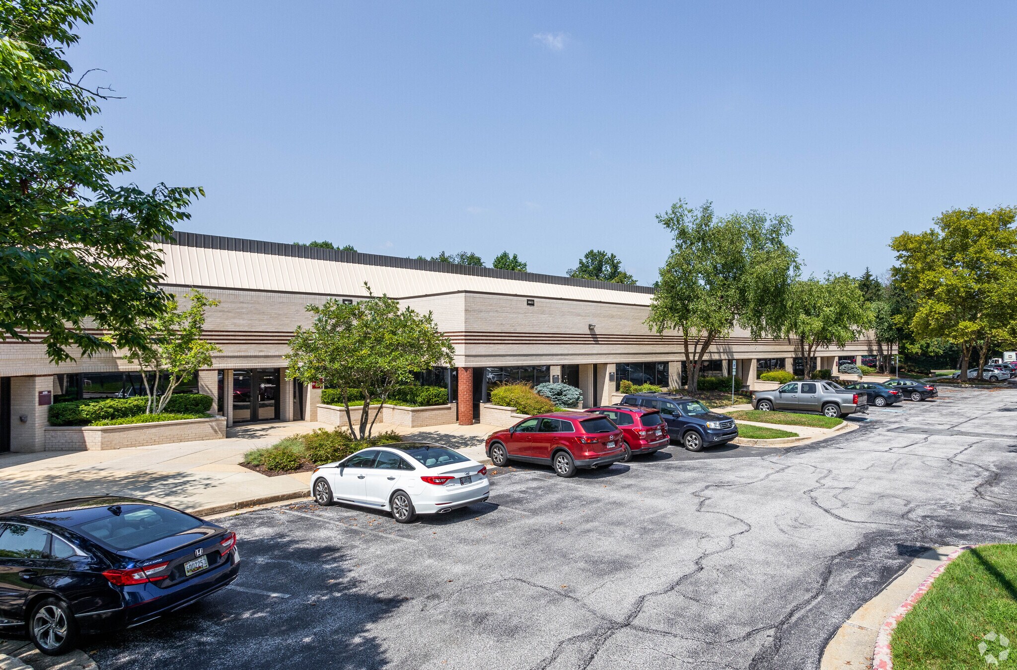 9730 Patuxent Woods Dr, Columbia, MD à louer Photo de l’immeuble– Image 1 sur 11