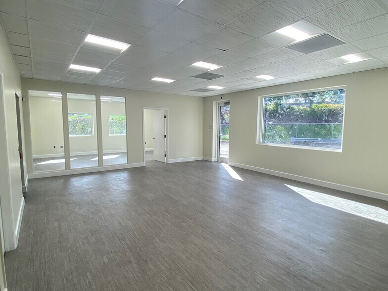 17260 NW 2nd Ct, Miami, FL à louer - Photo intérieure – Image 3 sur 4