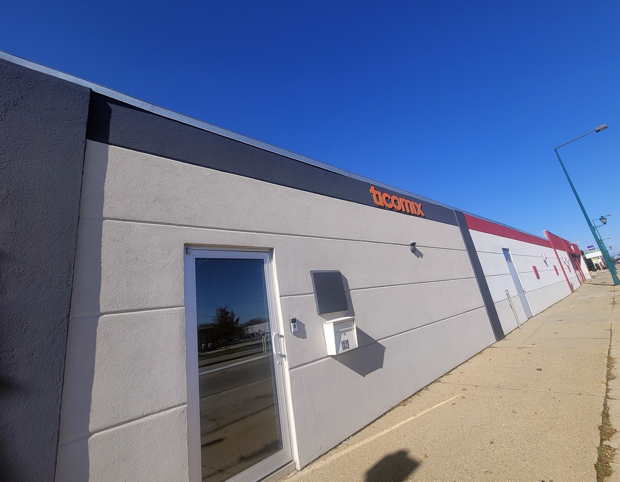 5642 N 2nd St, Loves Park, IL à vendre Photo intérieure– Image 1 sur 7