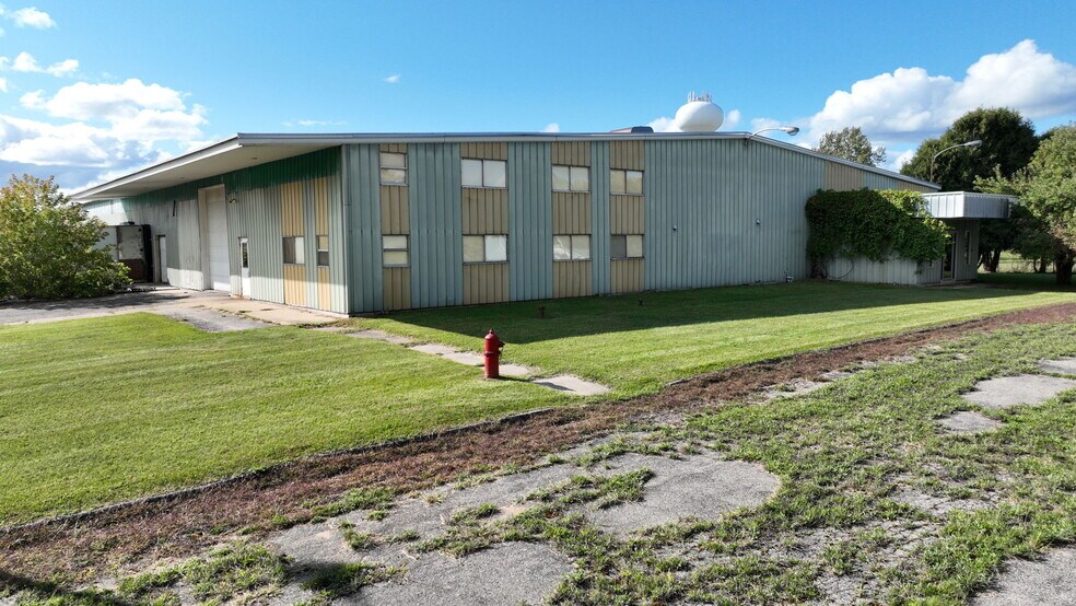 3059 Beechwood Rd, Rose City, MI à vendre - Photo de l’immeuble – Image 2 sur 10
