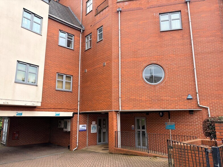 Tempest St, Wolverhampton à louer - Photo de l’immeuble – Image 3 sur 13