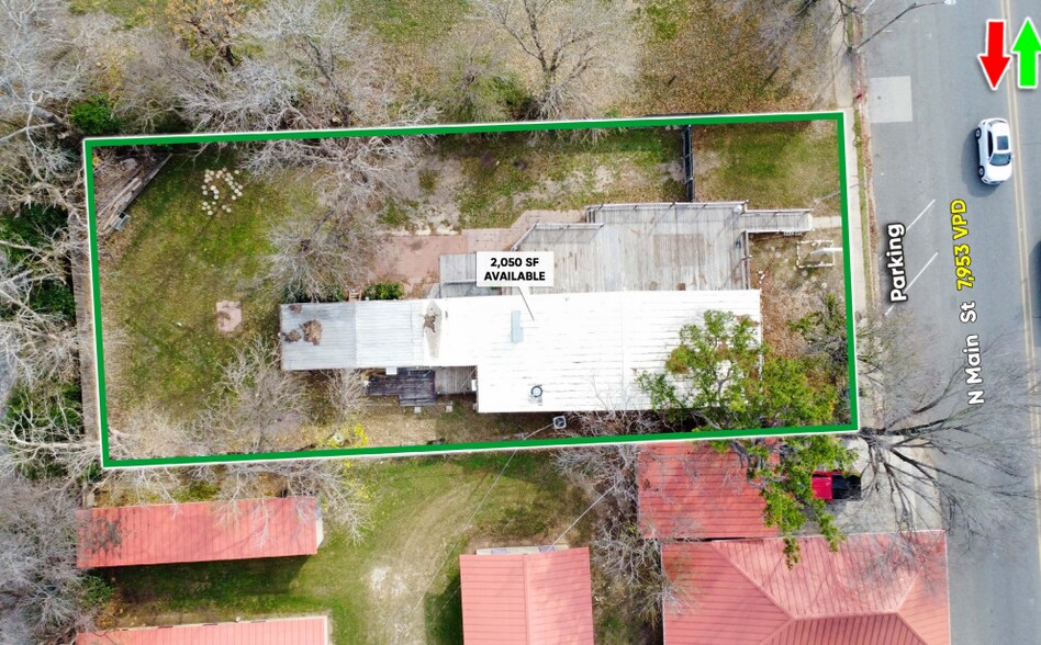 313 N Main St, Elgin, TX à louer - Photo de l’immeuble – Image 2 sur 7