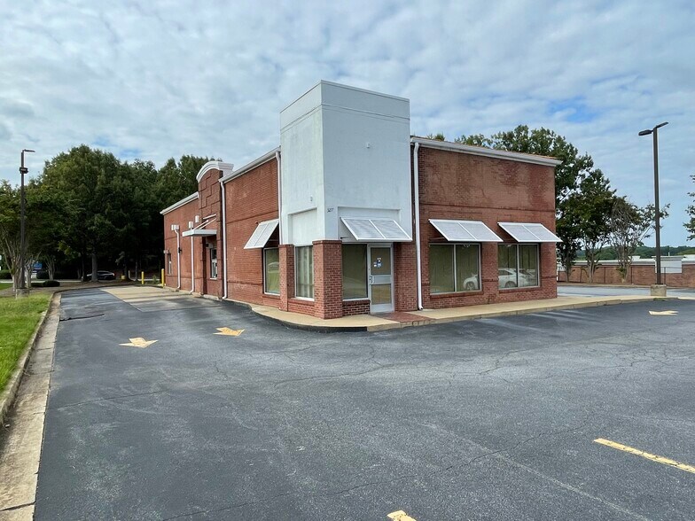 3277 Lawrenceville Suwanee Rd, Suwanee, GA à louer - Photo de l’immeuble – Image 3 sur 8