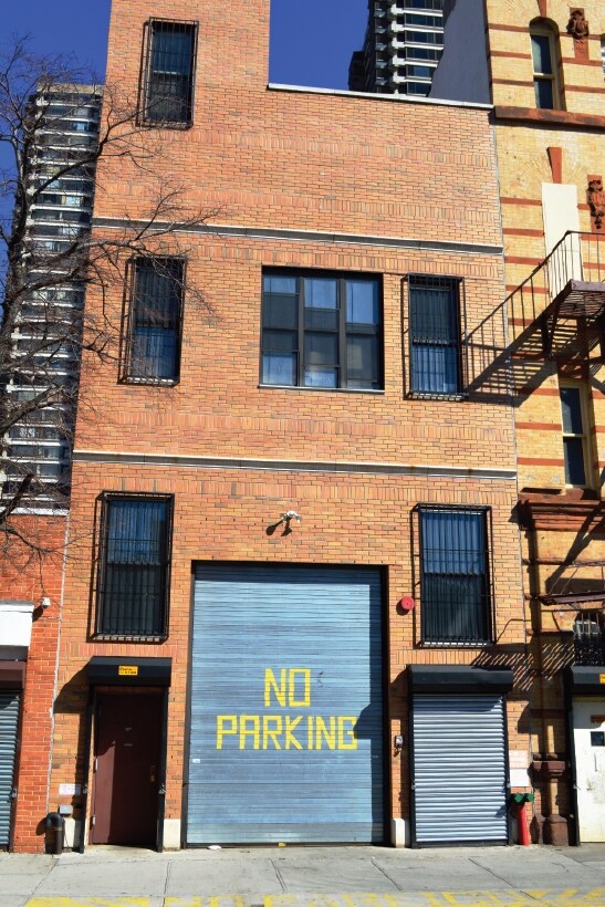 211 E 121st St, New York, NY à louer Photo principale– Image 1 sur 11