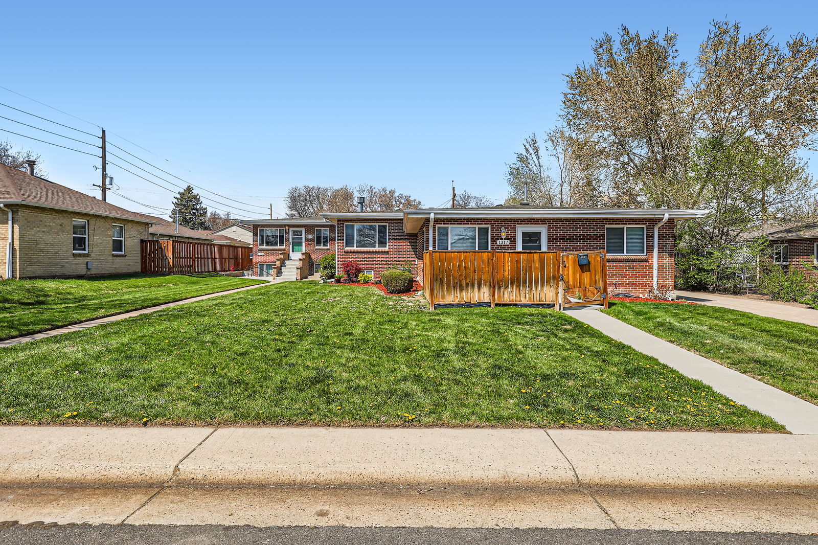 1311-1317 Jasmine St, Denver, CO à vendre Photo principale– Image 1 sur 29