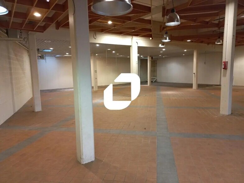 Local commercial dans Marcq-en-Baroeul à louer - Photo de l’immeuble – Image 2 sur 11