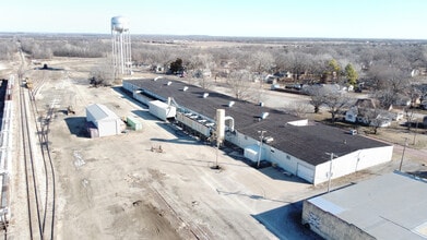 200 N Galveston St, Cherryvale, KS à vendre Photo de l’immeuble– Image 1 sur 12