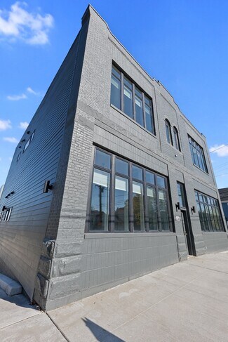 Plus de détails pour 2387 W 5th St, Cleveland, OH - Logement à vendre