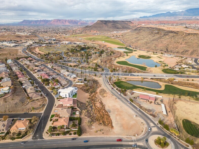 Dixie Drive & 600 W, St George, UT à vendre - Photo de l’immeuble – Image 2 sur 3