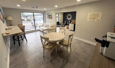 11220 Metro Pky, Fort Myers, FL à louer Photo intérieure– Image 2 sur 5