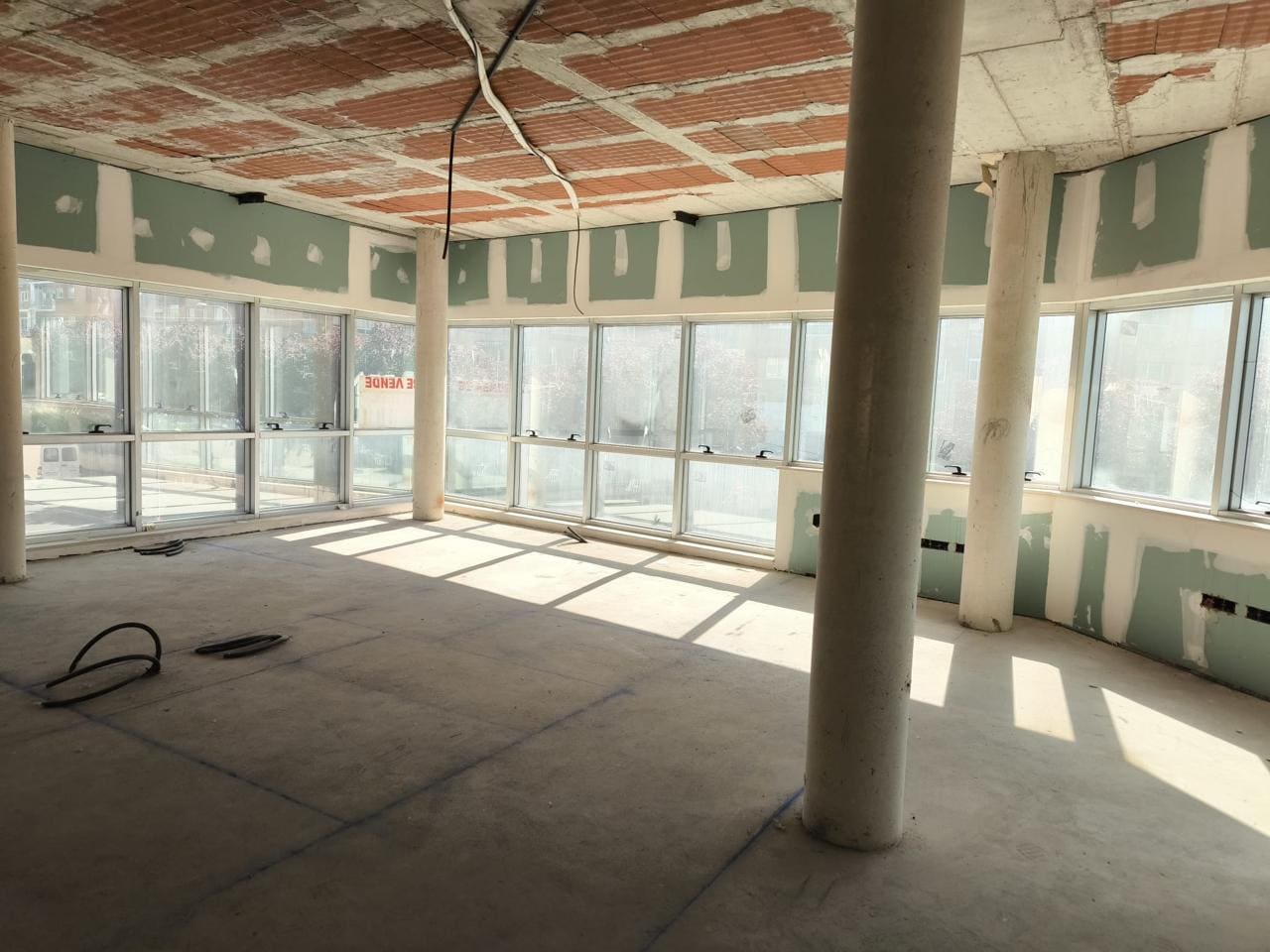 Bureaux/Local commercial dans Ávila, Ávila à louer Photo intérieure– Image 1 sur 4