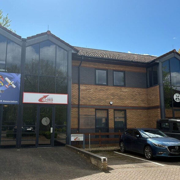 Trinity Way, Adderbury à vendre - Photo de l’immeuble – Image 1 sur 15