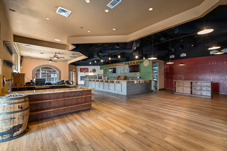7671 S Virginia St, Reno, NV à louer - Photo intérieure – Image 3 sur 12