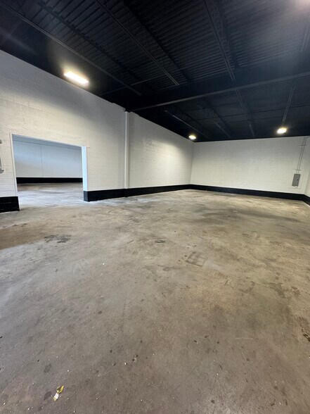238 Route 109, Farmingdale, NY à louer - Photo de l’immeuble – Image 3 sur 6