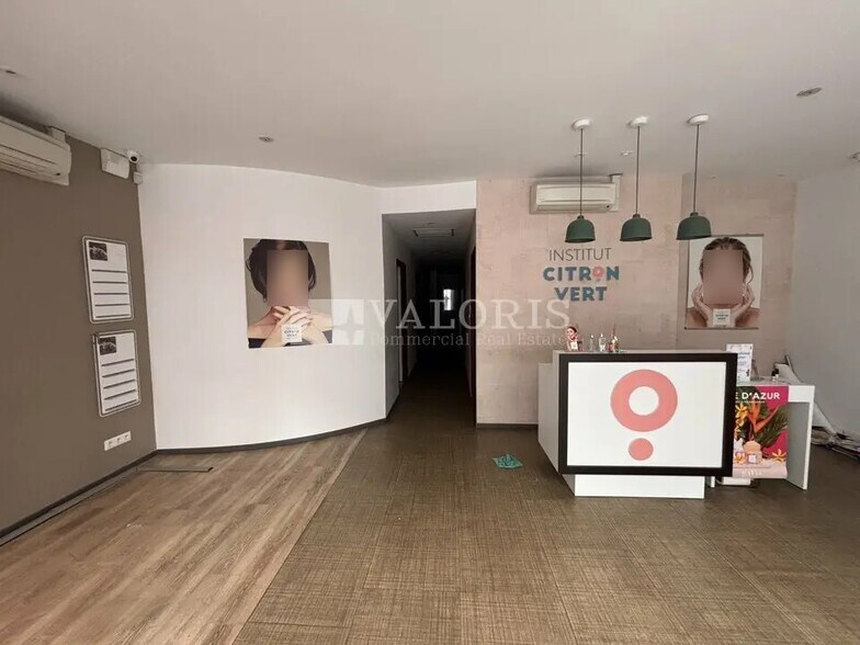 32 Rue Neuve, Lyon à vendre - Hall d’entrée – Image 3 sur 6