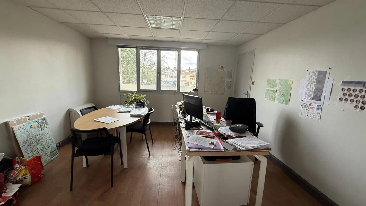 Bureau dans Viriat à vendre Photo de l’immeuble– Image 1 sur 11