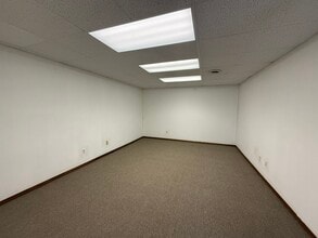 1345 W Mason St, Green Bay, WI à louer Photo intérieure– Image 1 sur 3