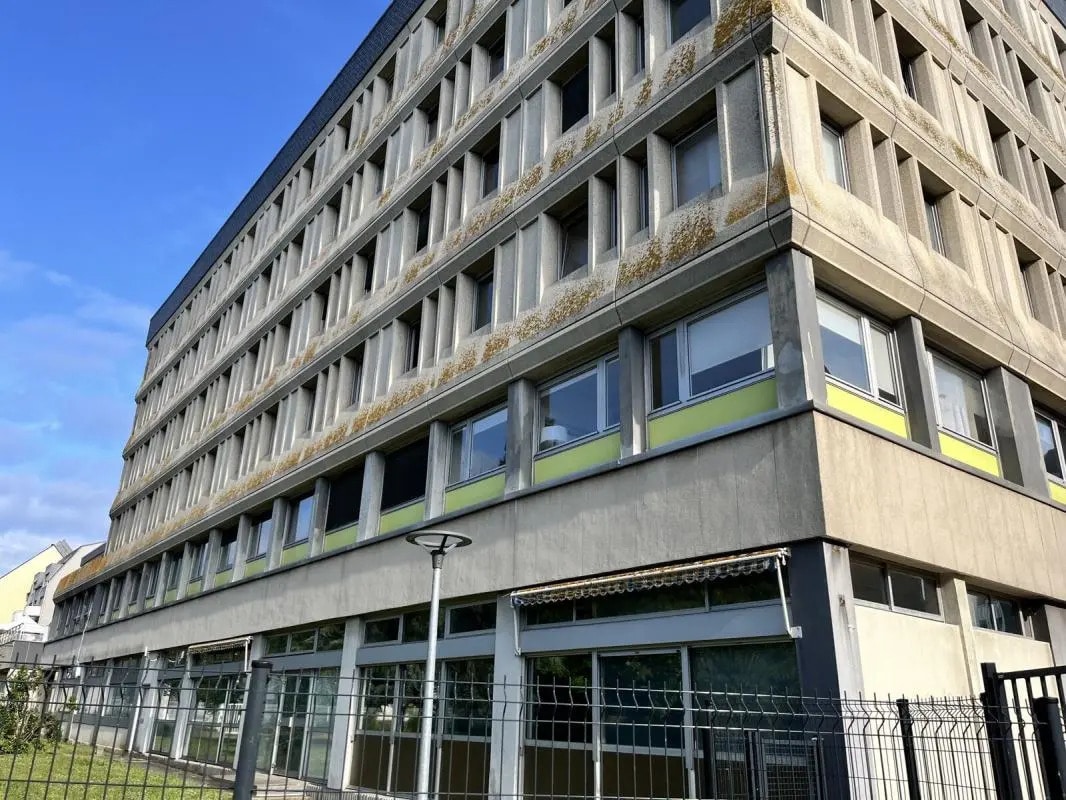 Bureau dans Saint-Malo à louer Photo de l’immeuble– Image 1 sur 4