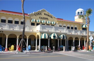 Plus de détails pour 10 S Ocean Blvd, Lake Worth Beach, FL - Local commercial à louer