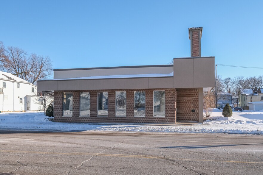 915 S Front St, Mankato, MN à vendre - Photo de l’immeuble – Image 3 sur 13
