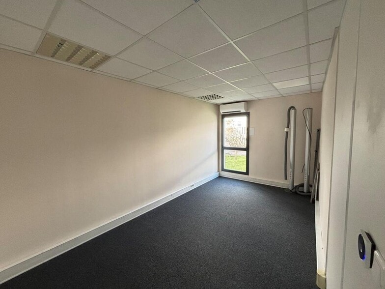 104 Rue Du Leinster, La Chapelle-sur-Erdre à louer - Photo intérieure – Image 3 sur 8