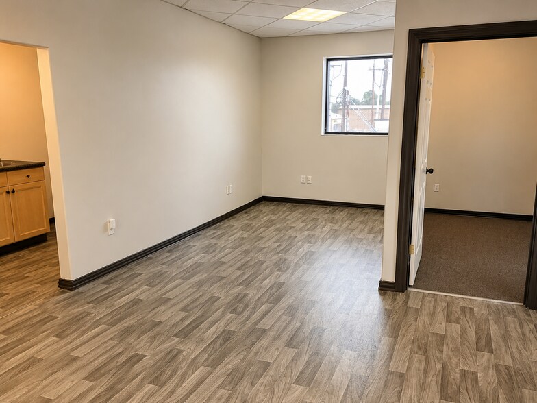 6713 Broadway, Pearland, TX à louer - Photo de l’immeuble – Image 3 sur 12