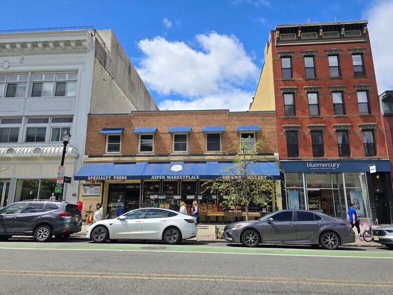 226-228 Washington St, Hoboken, NJ à vendre - Photo de l’immeuble – Image 3 sur 43