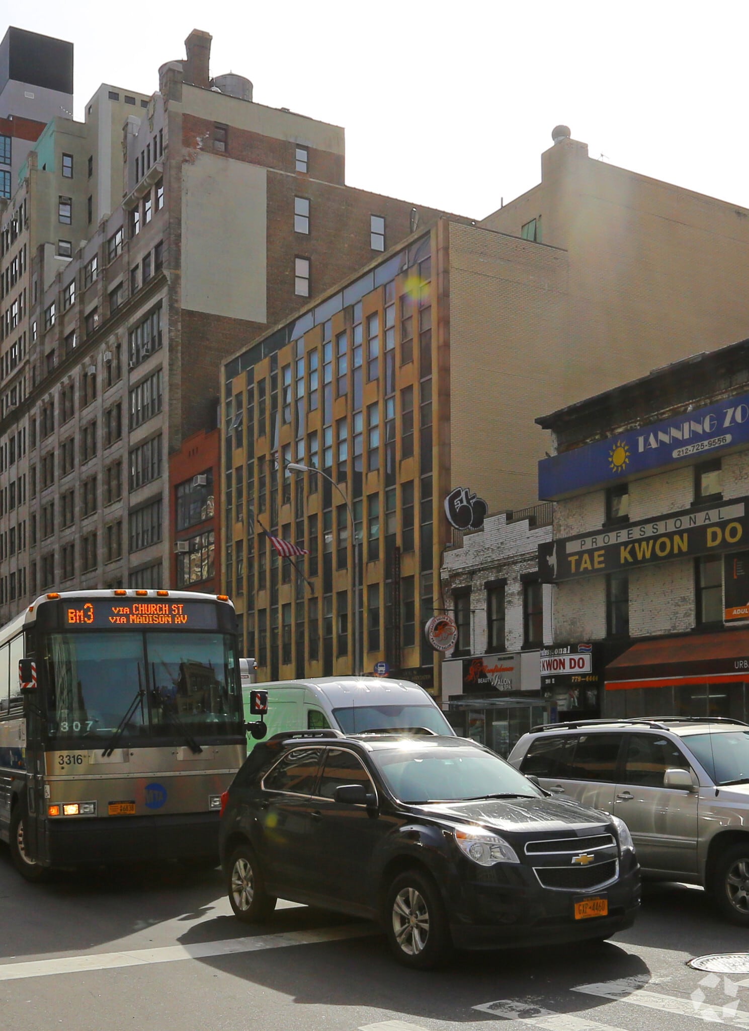 204-208 E 23rd St, New York, NY à louer Photo principale– Image 1 sur 12