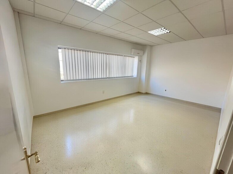 Industriel/Logistique dans Dos Hermanas, Sevilla à vendre - Photo intérieure – Image 3 sur 16