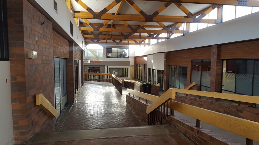 3905-3923 Wasatch Blvd, Salt Lake City, UT à louer - Photo intérieure – Image 3 sur 6