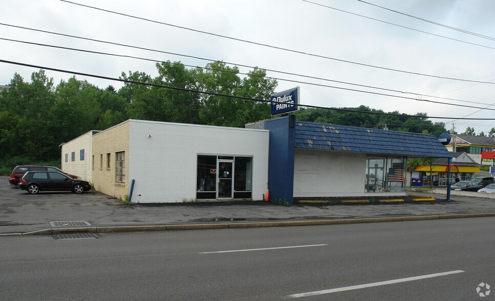 2516 Erie Blvd E, Syracuse, NY à vendre - Photo de l’immeuble – Image 2 sur 8