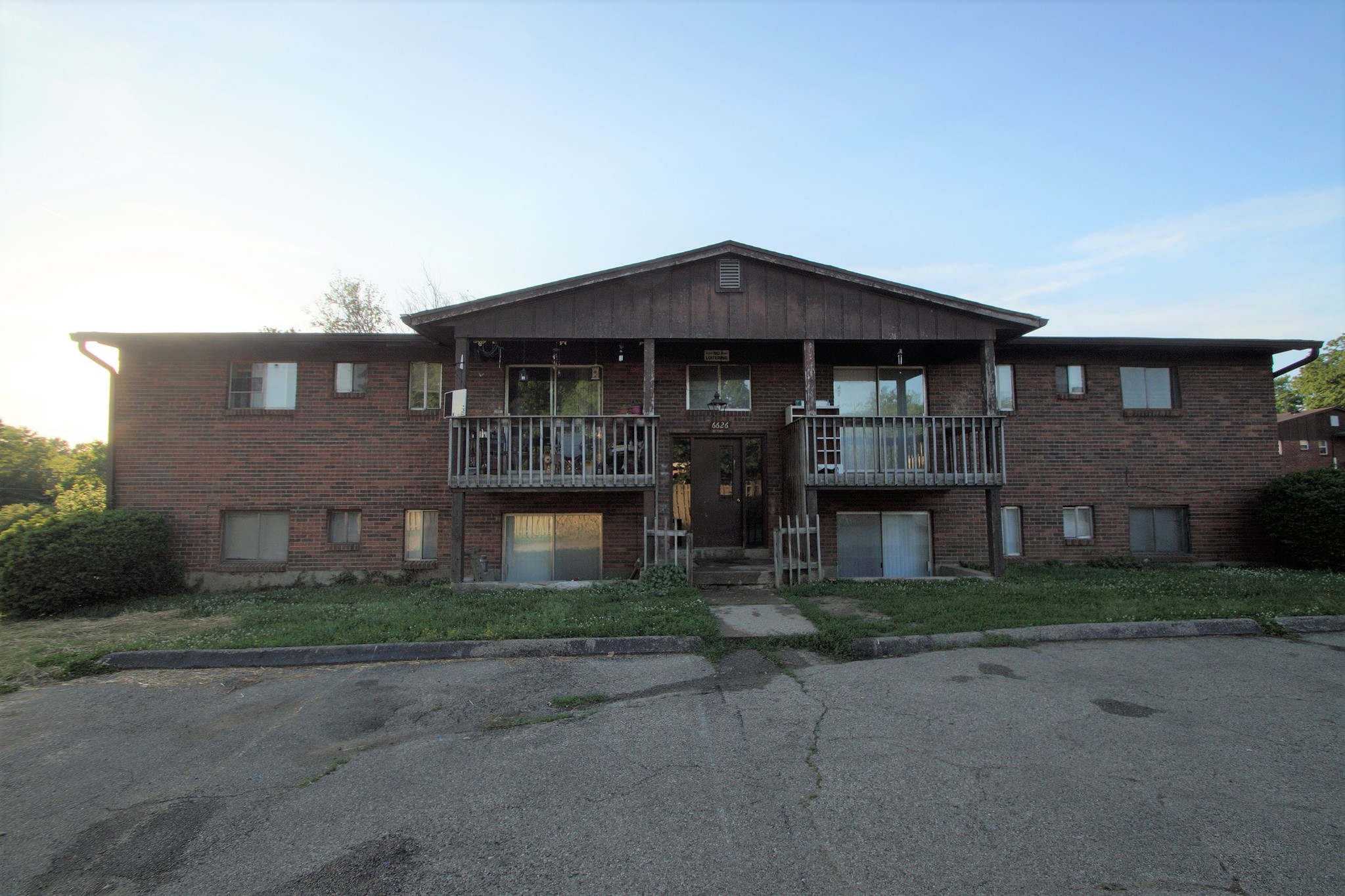 6631 Gracely Dr, Cincinnati, OH à vendre Photo principale– Image 1 sur 2