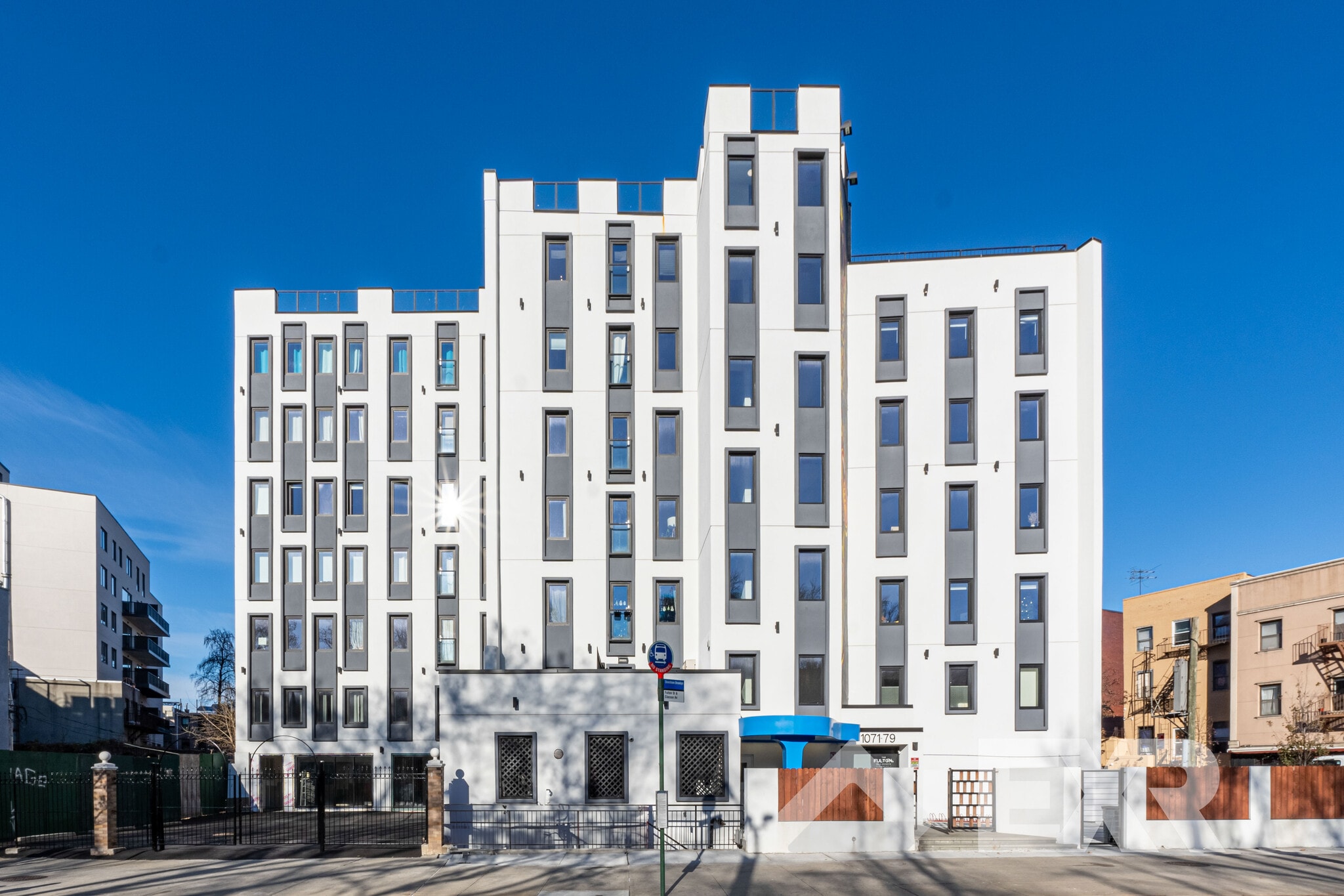 1079 Fulton St, Brooklyn, NY à louer Aérien– Image 1 sur 7