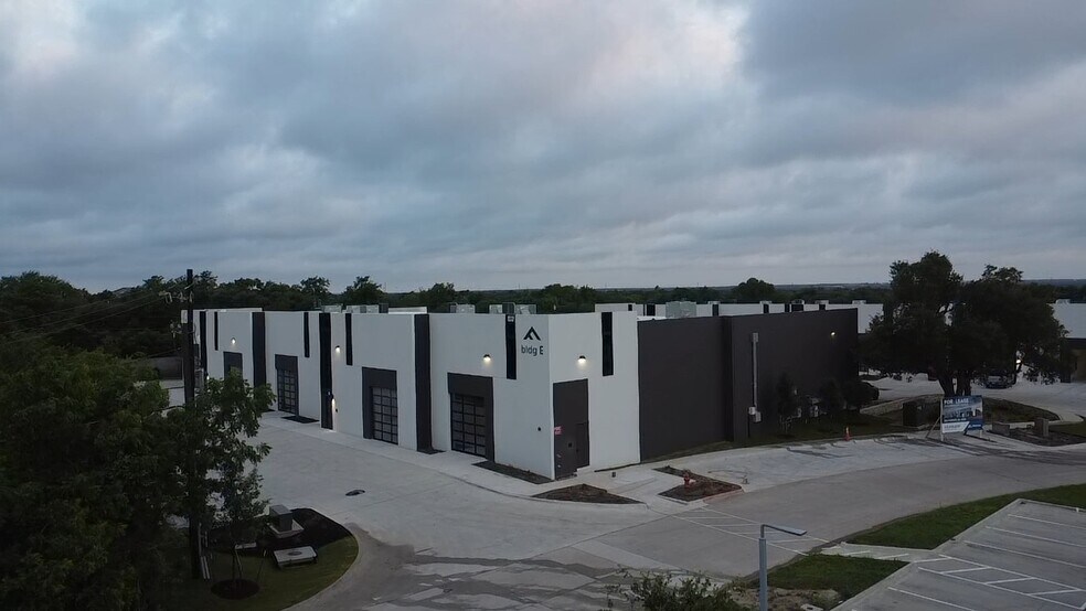 12332 Ranch Road 620, Cedar Park, TX à louer - Photo de l’immeuble – Image 1 sur 8