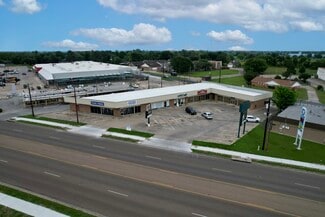 Plus de détails pour 1406 N Mechanic St, El Campo, TX - Bureau, Local commercial à louer