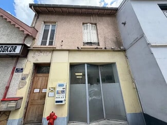 Plus de détails pour 262 Rue Du 4 Août 1789, Villeurbanne - Local commercial à louer