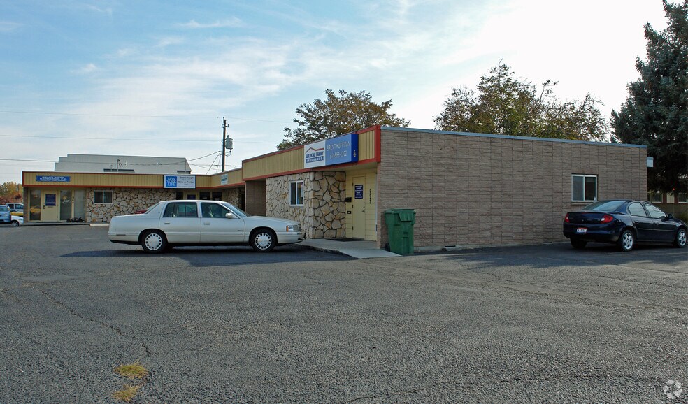 964-992 W Idaho Ave, Ontario, OR à vendre - Photo principale – Image 1 sur 34