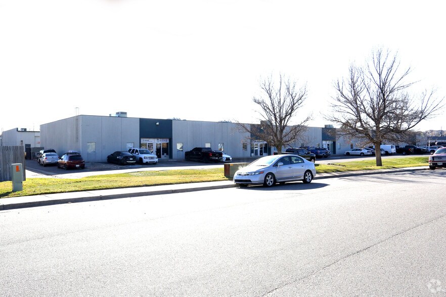 15350 E Hinsdale Dr, Centennial, CO à louer - Photo de l’immeuble – Image 3 sur 3