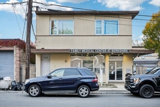 99-105 Berkshire Ave, Paterson, NJ à louer Photo de l’immeuble– Image 1 sur 27