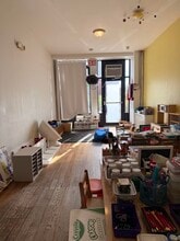 67 Woodhull St, Brooklyn, NY à louer Photo intérieure– Image 2 sur 11