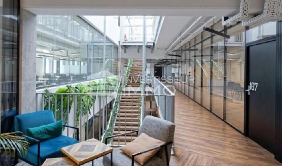 Bureau dans Paris à louer - Photo de l’immeuble – Image 2 sur 5