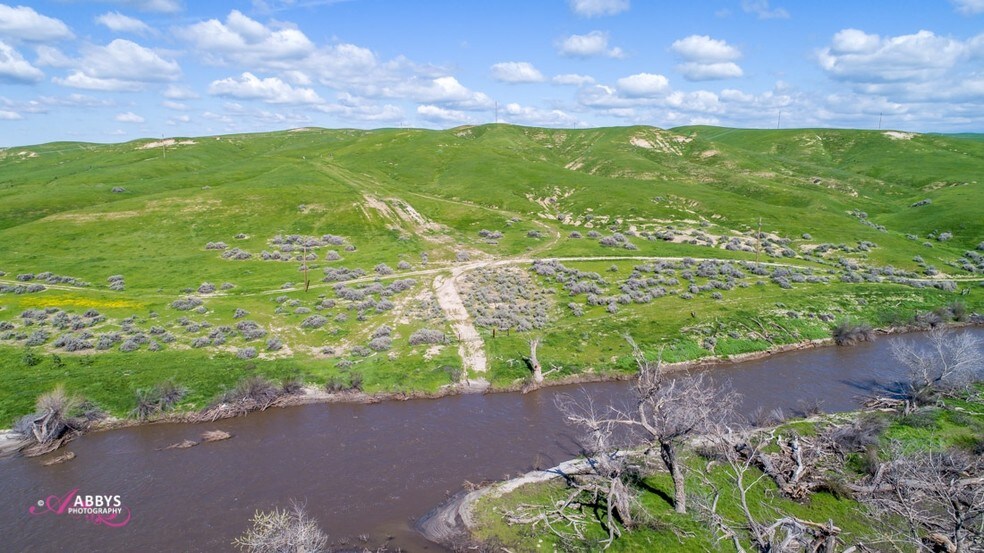 13100 Oilfields Rd, Bakersfield, CA à vendre - Photo de l’immeuble – Image 3 sur 7