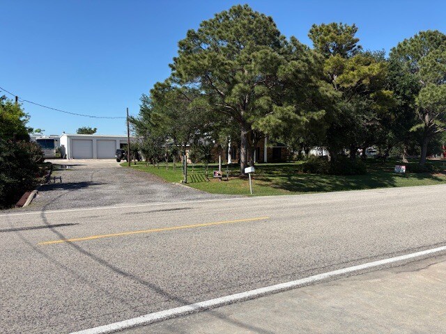 11921 N L St, La Porte, TX à vendre - Photo de l’immeuble – Image 3 sur 11