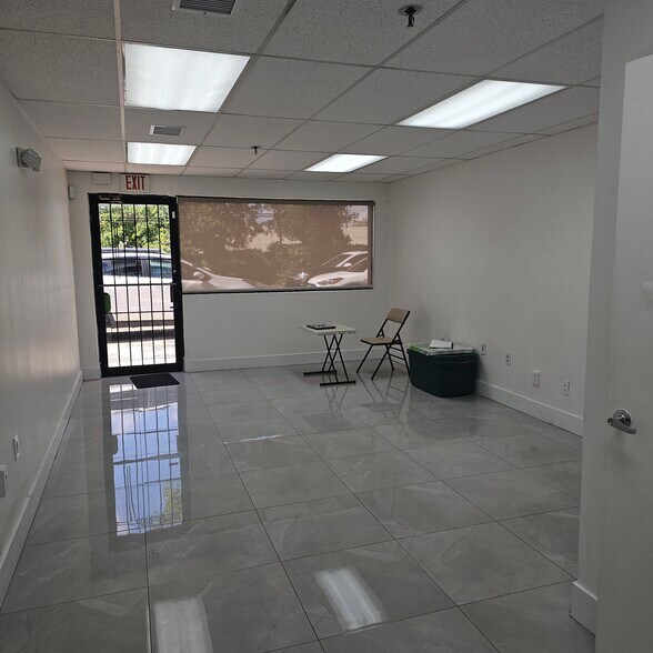 9395 NW 13th St, Doral, FL à vendre - Photo de l’immeuble – Image 3 sur 5