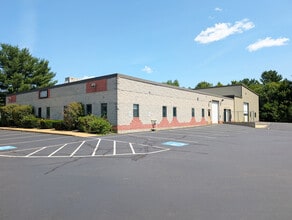 19 Field Ln, Belmont, NH à louer Photo de l’immeuble– Image 1 sur 7