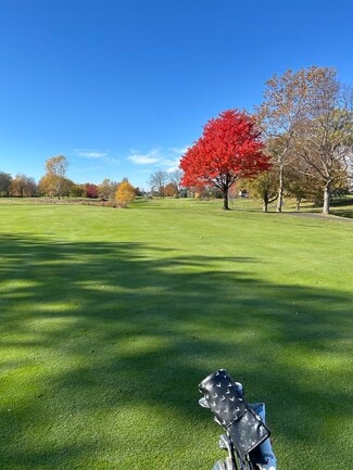 Plus de détails pour 5324 Rogers Rd, Hamburg, NY - Sports et loisirs à vendre