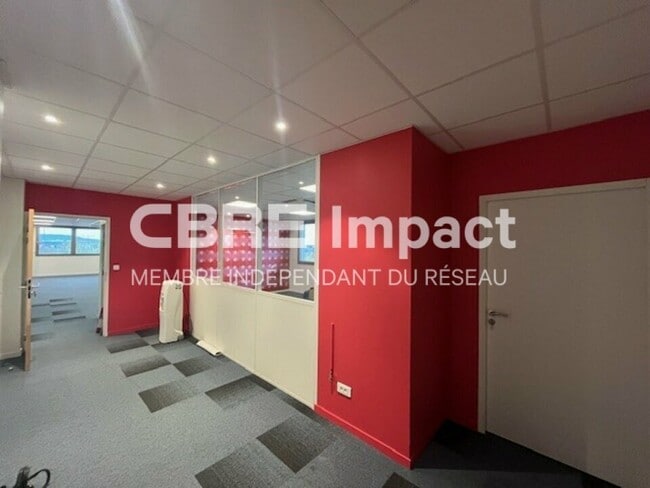 Plus de détails pour 5 Rue Marie Marvingt, Reims - Bureau à louer
