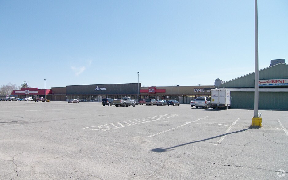 780-820 Central St, Millinocket, ME à vendre - Photo de l’immeuble – Image 3 sur 14