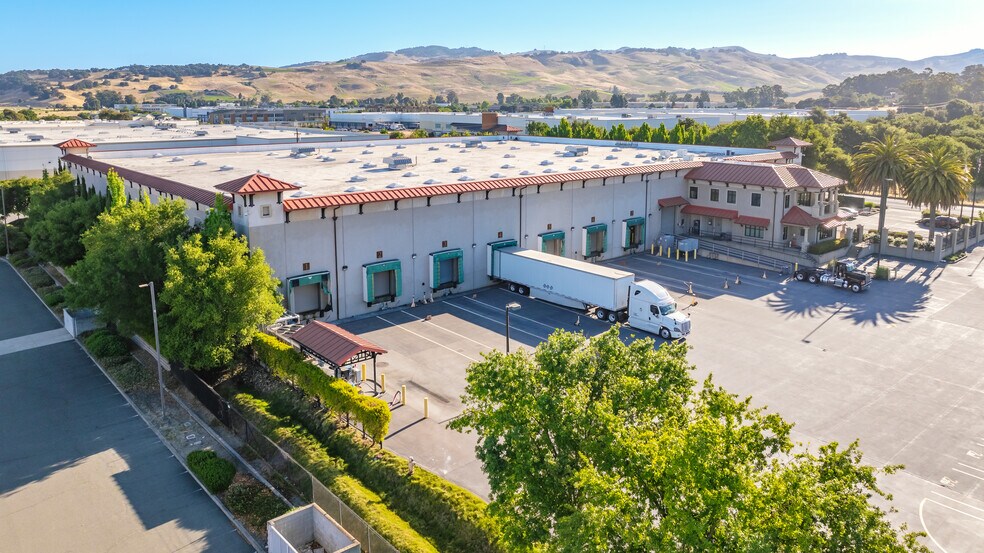 645 Devlin Rd, Napa, CA à vendre - Photo de l’immeuble – Image 3 sur 12