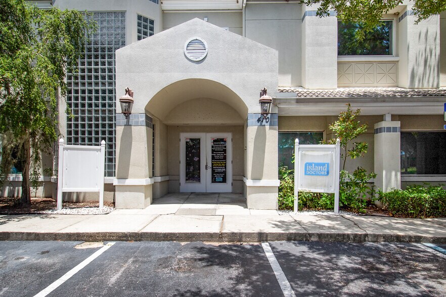 410 Jacksonville Dr, Jacksonville Beach, FL à vendre - Photo de l’immeuble – Image 2 sur 7